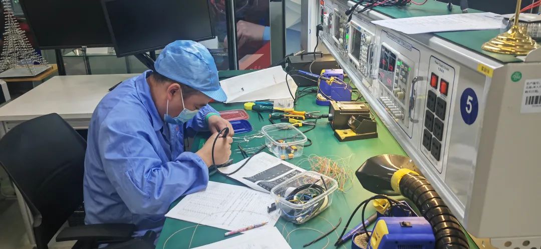 大華公司劉海清、任見政喜獲兩項(xiàng)“北京市工業(yè)和信息化職業(yè)技能競賽”榮譽(yù)稱號